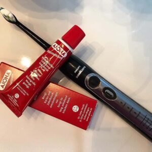 Kem đánh răng Ajona 25ml của Đức