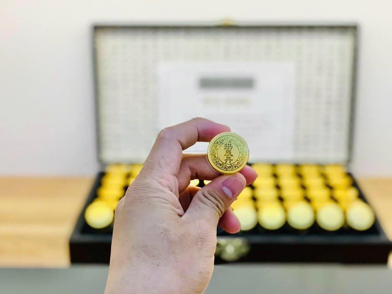 An cung ngưu hoàng Gong Jin Dan hộp gỗ 50 viên