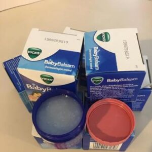 Dầu bôi ấm ngực Vick Baby Balsam