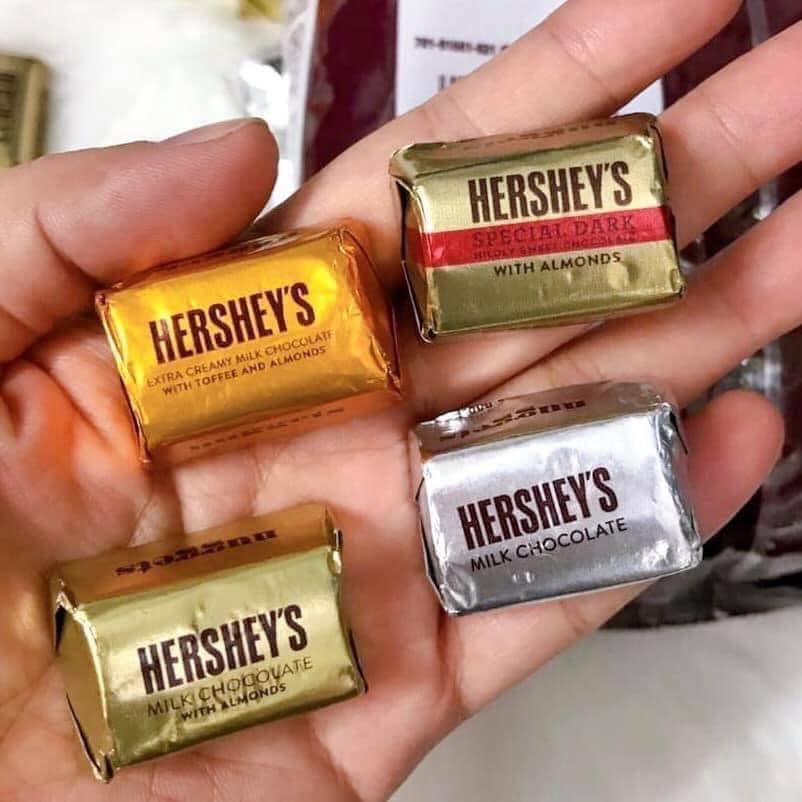 Chocolate Hershey's Nuggets 145 viên có mấy loại?