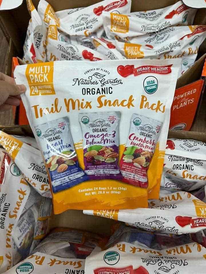 Hạt Nature's Garden Organic Trail Mix Snack Packs 816g