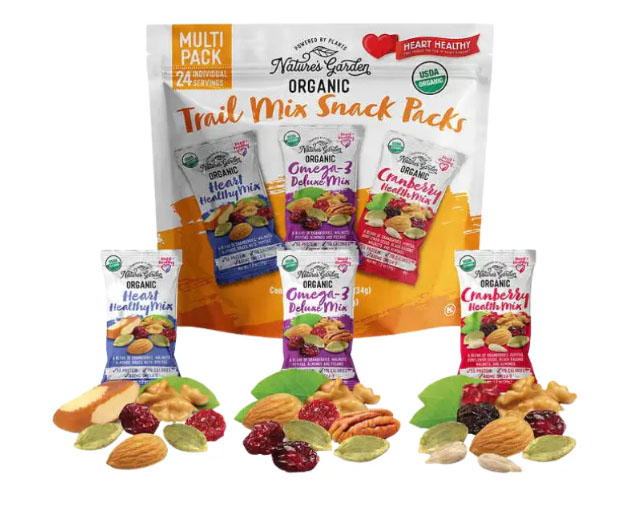 Hạt Nature's Garden Organic Trail Mix Snack Packs có mấy loại