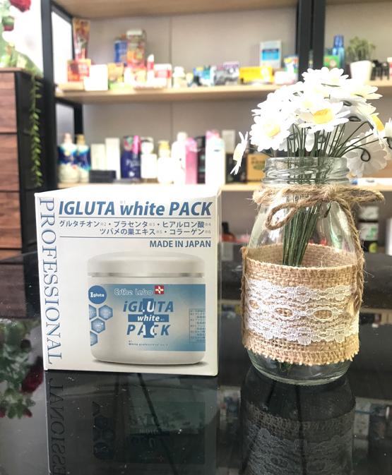 Mặt nạ ủ trắng da IGLUTA WHITE PACK hiện đang là sản phẩm đầy hứa hẹn cho những ai đang chán nản khi vì làn da đen sạm, không đều màu.