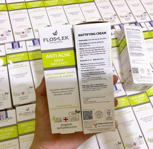 Kem kiểm soát dầu và điều tiết nhờn Floslek Anti Acne Mattifying Cream 50ml + có tốt không?