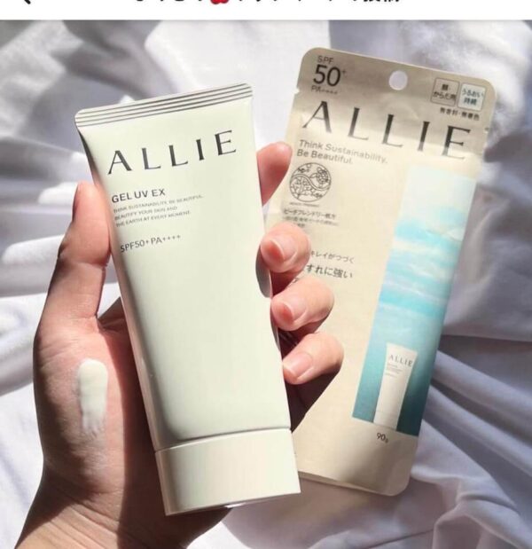 Kem chống nắng Allie Kanebo Nhật Bản