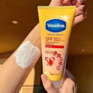 Kem chống nắng Vaseline Healthy White SPF50+ P...
