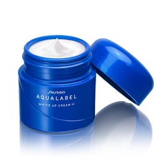 Kem dưỡng aqualabel mau xanh