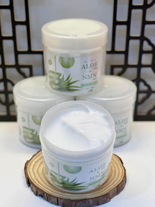 Kem dưỡng da lô hội Nomea Aloe & NMN Nh...