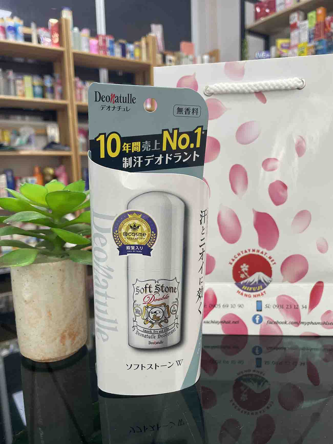 Lăn khử mùi Soft Stone đá khoáng 20gr