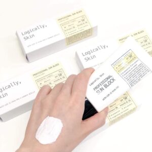 Kem chống nắng Logically Skin nâng tone, mờ...