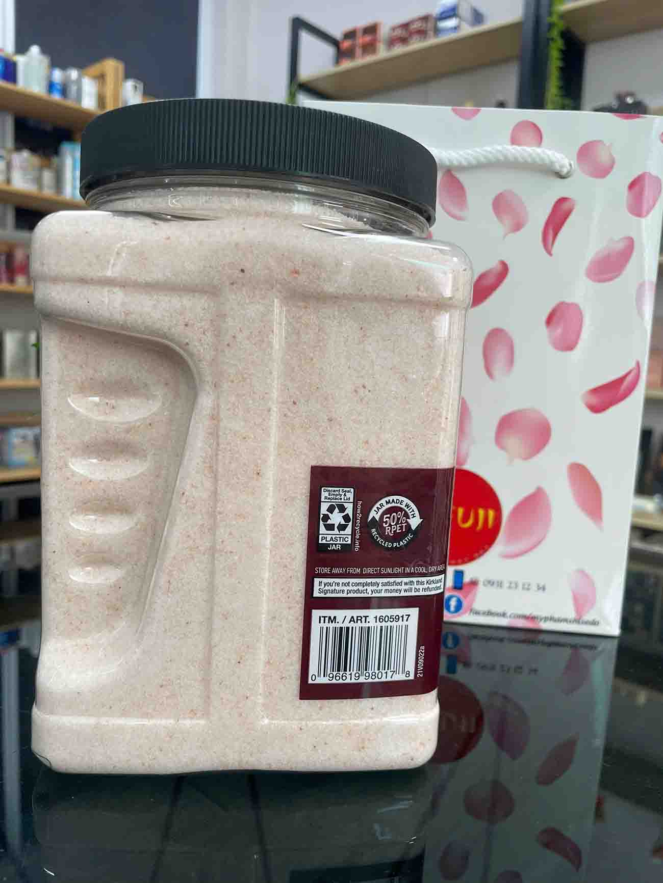 Muối hồng Kirkland Pink Himalayan Salt Mỹ 2.27kg