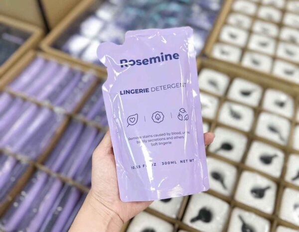 Nước giặt đồ lót Rosemine Lingerie Deterg...