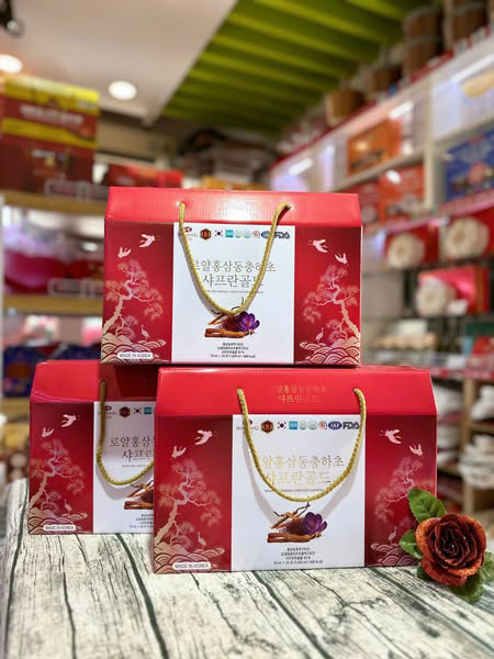 Nước hồng sâm đông trùng Saffron Gold HanKwanJang 60 gói