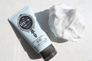 Sữa rửa mặt Rosette màu xanh dương Cleansing Paste Acne Clear