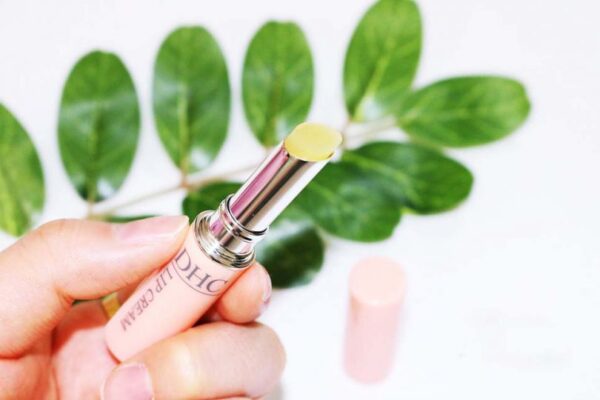 Son dưỡng DHC không màu Lip Cream 1.5g Nhật...
