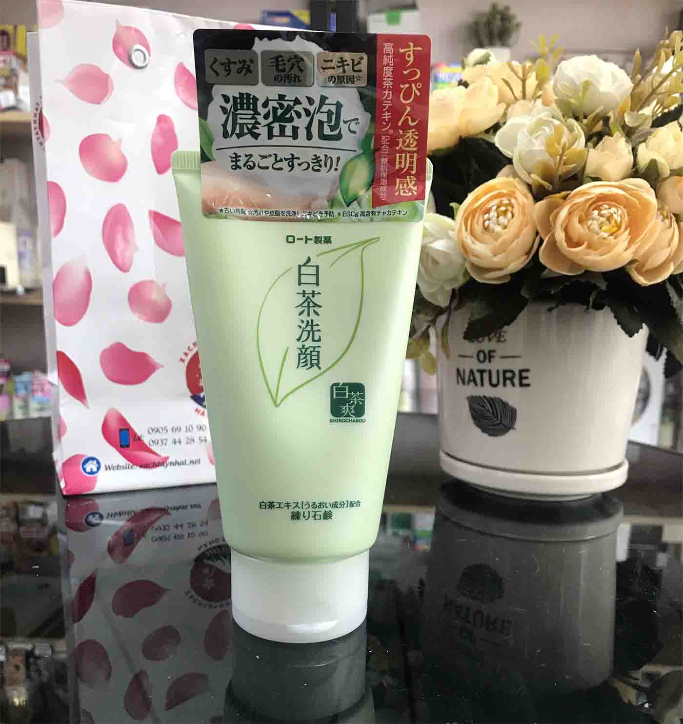Sữa rửa mặt trà xanh Matcha Rohto Shirochasou Nhật