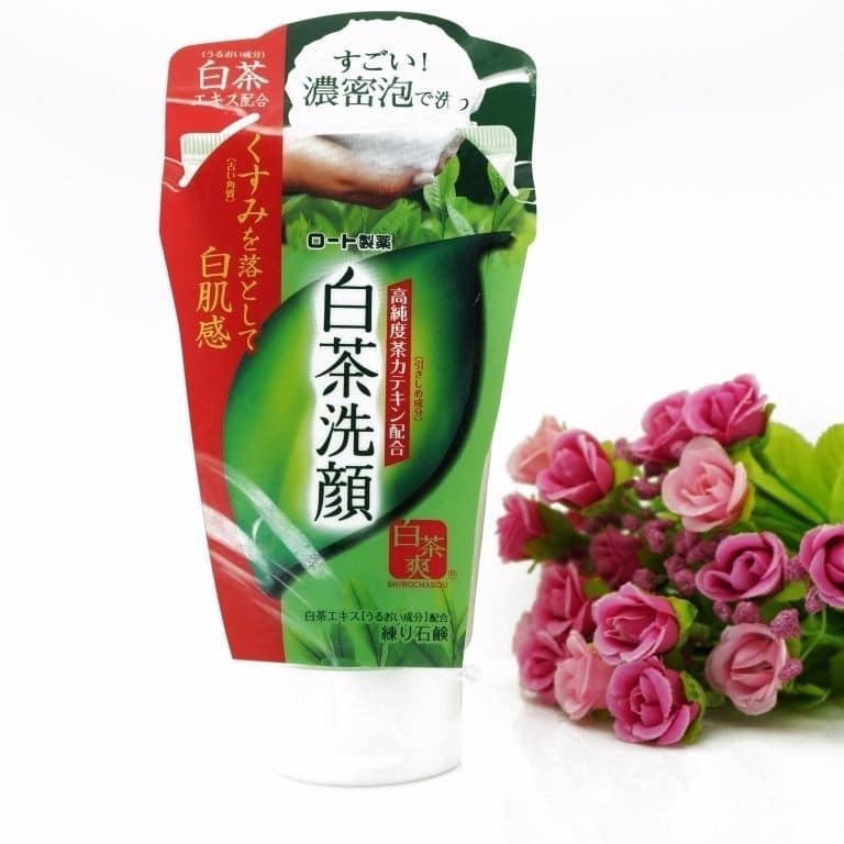 Sữa rửa mặt trà xanh matcha ROHTO Shirochasou
