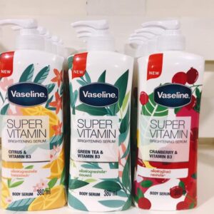 Sữa dưỡng thể trắng da Vaseline Super Vit...