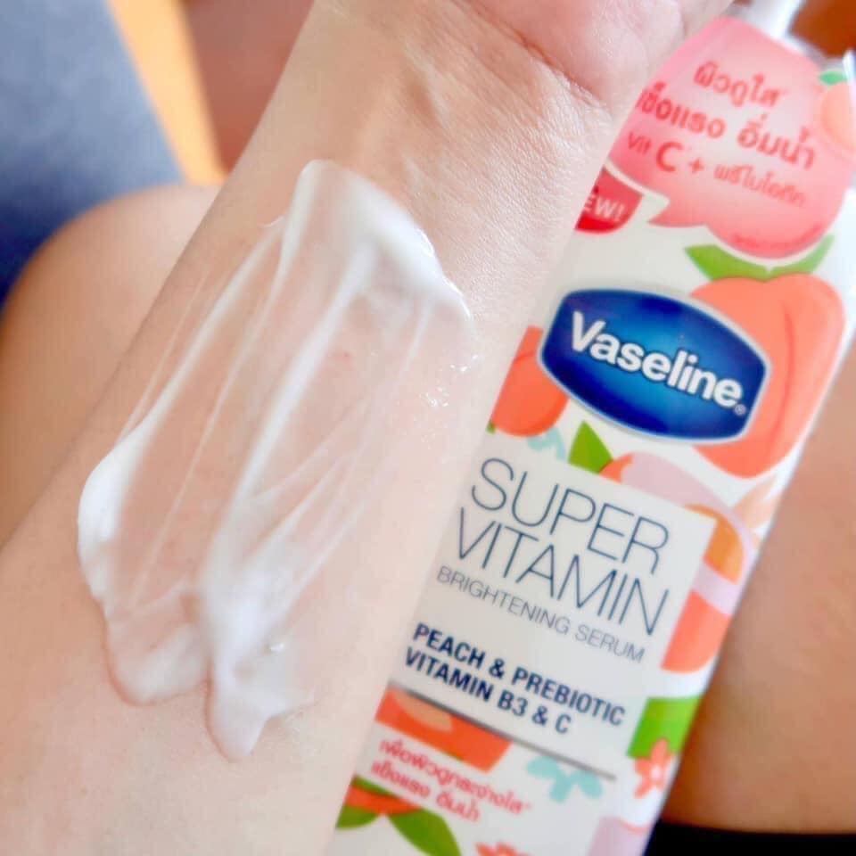 Dưỡng thể Vaseline trắng da REVIEW