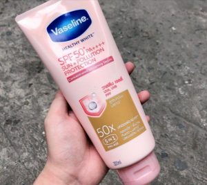 Thành phần của sữa dưỡng thể trắng da Vaseline 50x
