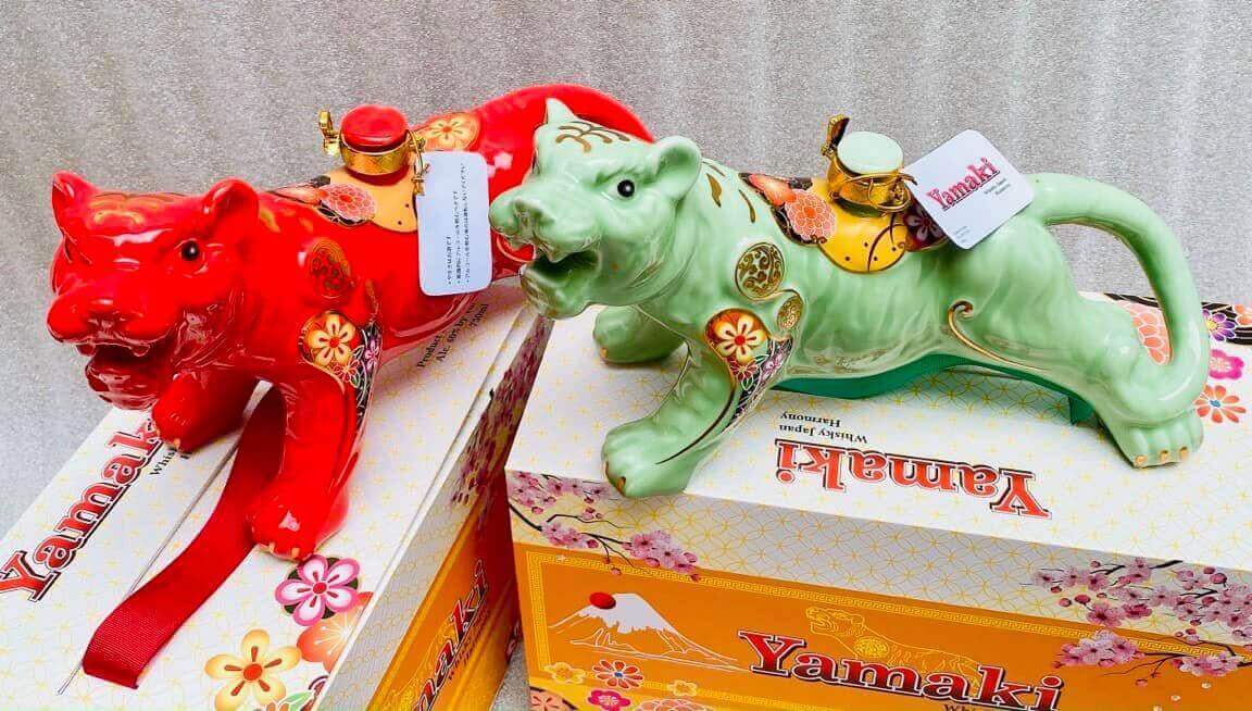 Hương vị của rượu linh vật hình con hổ Tết 2022