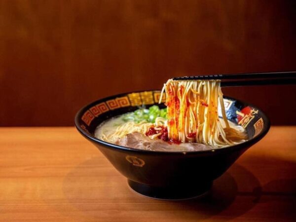 Hộp mì cay Ichiran Ramen Nhật Bản 645g