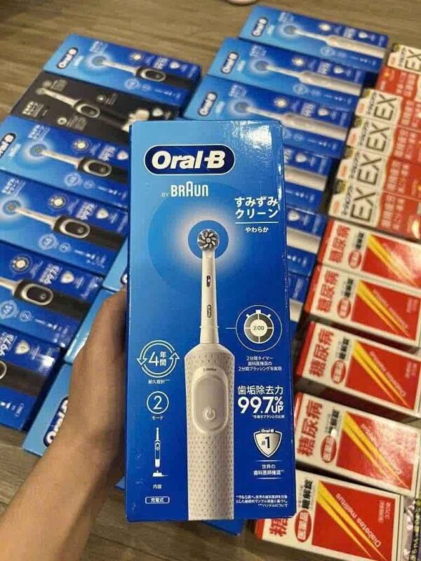 Bàn chải điện Oral B Braun kháng khuẩn 99...