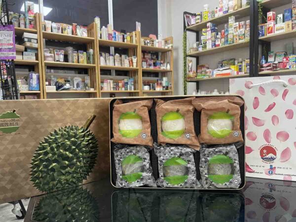 Bánh trung thu nhân sầu riêng tươi Malaysia...