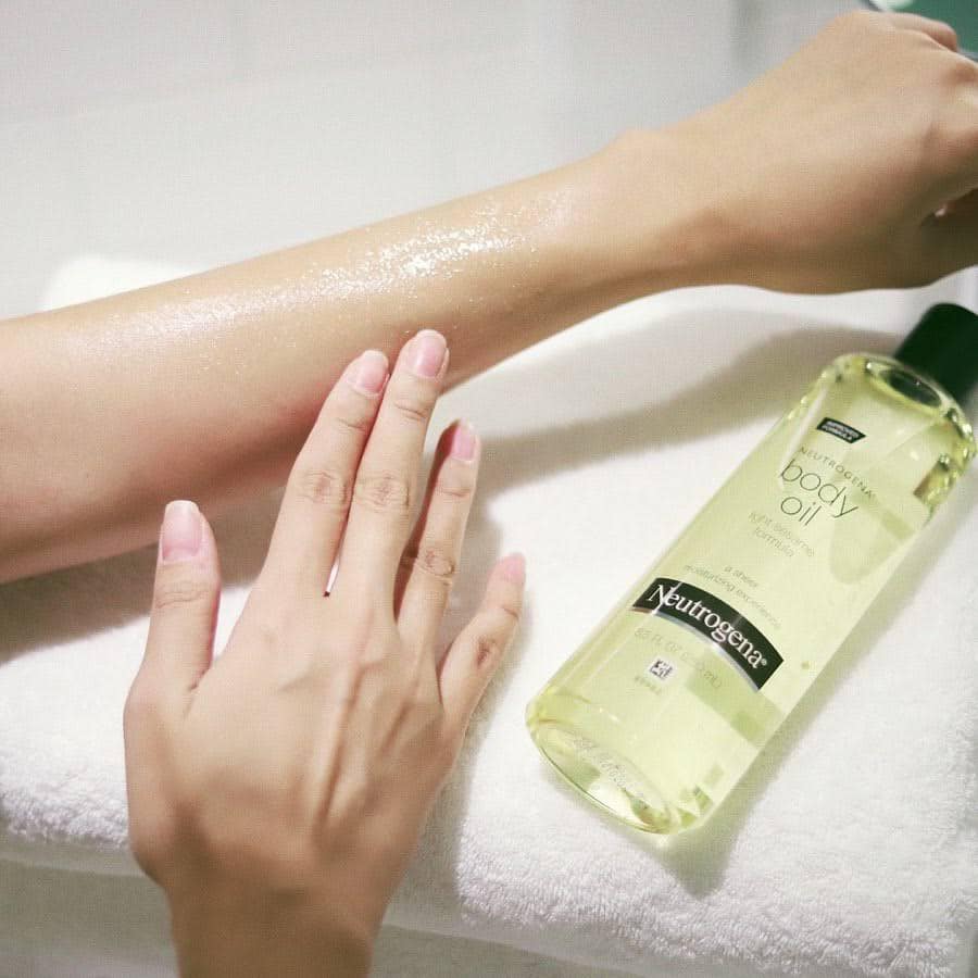 body oil neutrogena có tốt không