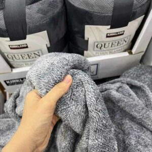 Chăn Queen Kirkland Plush Blanket chính hãng 24...