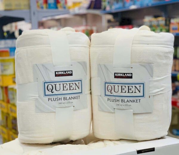 Chăn Queen Kirkland Plush Blanket chính hãng 24...
