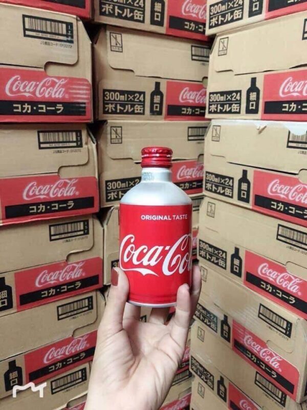 Thùng Coca Nhật Bản Nắp Vặn Chai Nhôm 24...