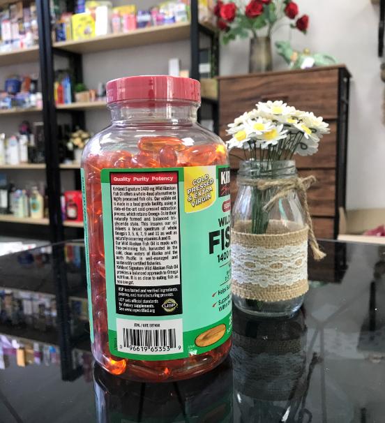 Dầu cá Kirkland Fish Oil 1400mg 900 mg Omega-3 chính hãng giá bao nhiêu? Mua ở đâu?