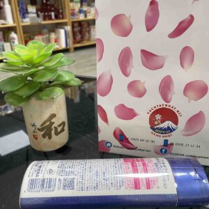 Nước hoa hồng Meishoku Whitening Essence Loti...