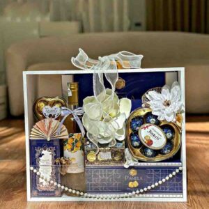 Hộp quà tết trong suốt QTBK72