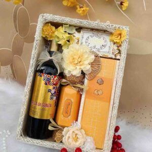 Hộp quà Tết có rượu QTBK75