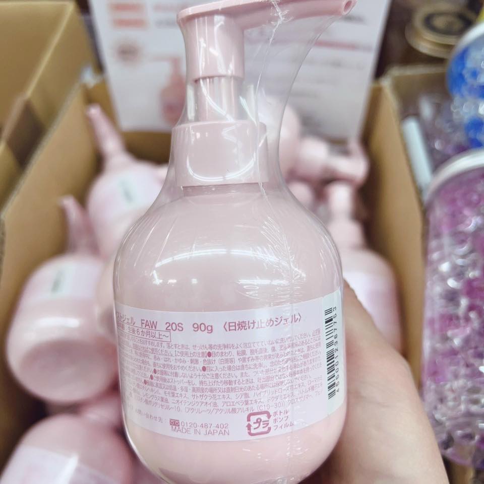 Kem chống nắng Mama Aqua Savon review 