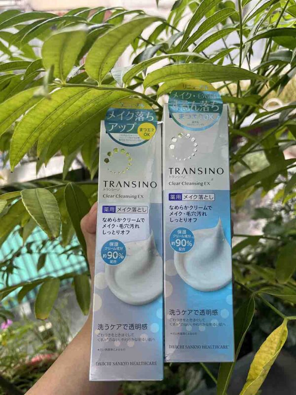 Tẩy trang Transino Nhật Bản
