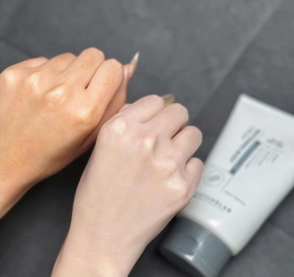 Kem dưỡng trắng da Kyung Lab Whitening Body C...