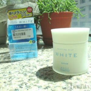 Kem dưỡng trắng da Kose Moisture Mild White C...