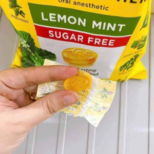 Kẹo ngậm hỗ trợ ho Ricola Swiss Alpine Her...