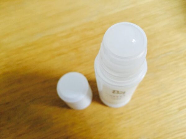 Lăn khử mùi 8×4 KAO Natural Power Active ...