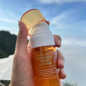 Sữa rửa mặt Maxclinic Calendula Biome Oil Fo...