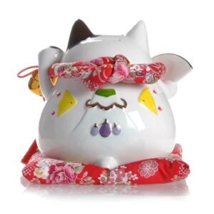 Mèo thần tài cầm quạt