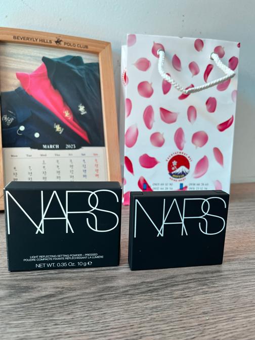 Phấn phủ NARS review