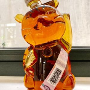 Rượu con mèo 2023 Quý Mão của Nga