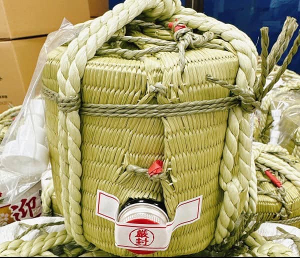 rượu con rồng bình coi