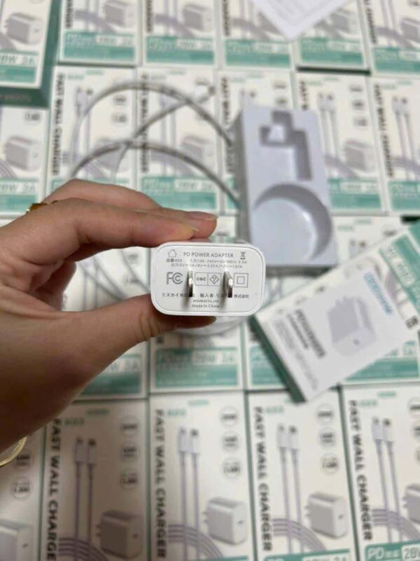 Bộ sạc nhanh Risukai Fast Wall Charger Nhật ...