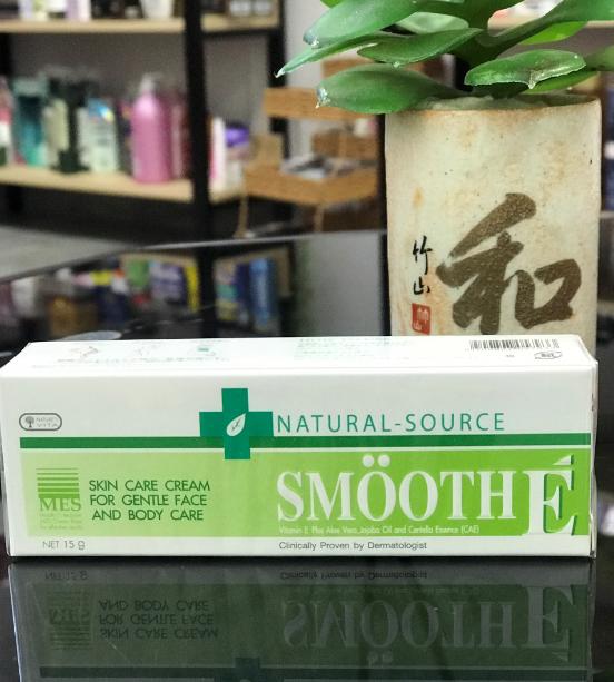 Kem trị thâm mụn Smoothe nội địa Nhật có tốt không?