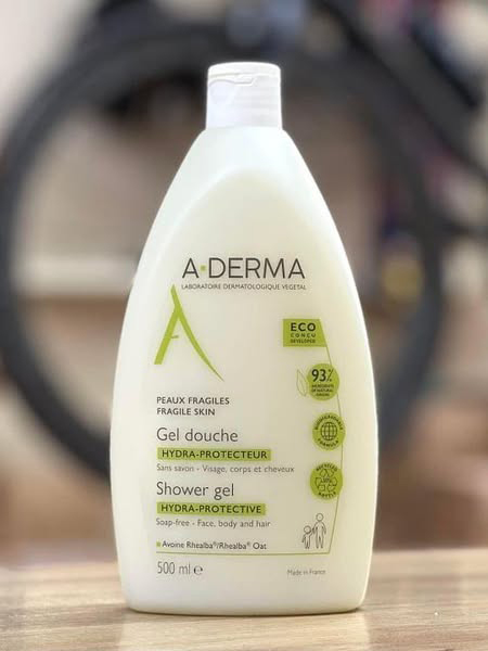 sữa tắm aderma